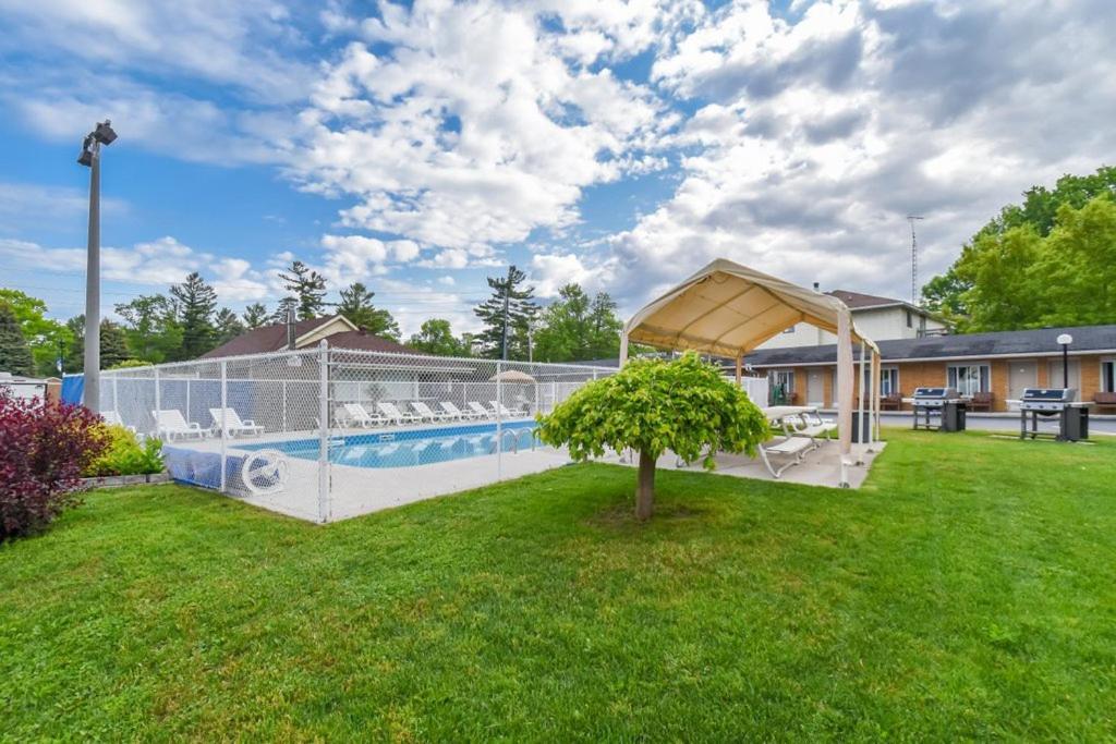 Beach Club By Beach1 Motel Wasaga Beach Exterior foto